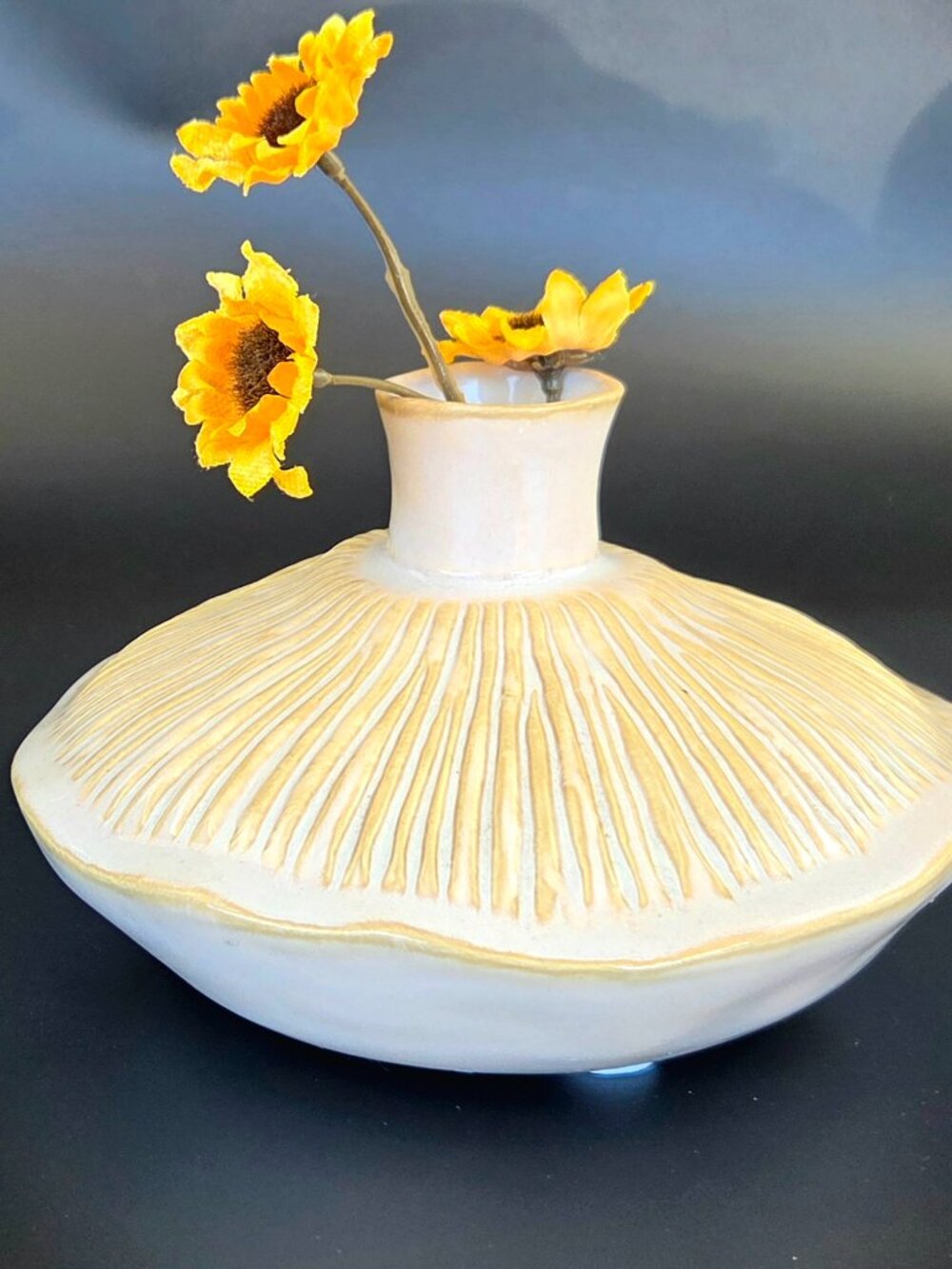 Vintage Bloomingville Bud Vase – Cream Stoneware – Pleated Design